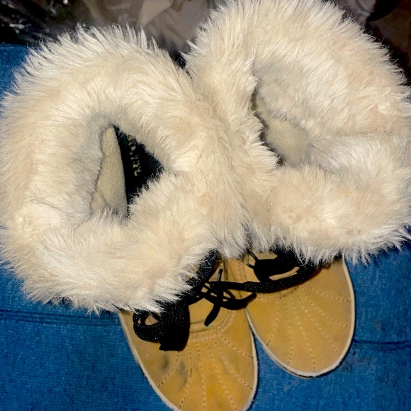 Sorrel Winter Snow Boots!! Tan/J Crew Purchase - Picture 1 of 6